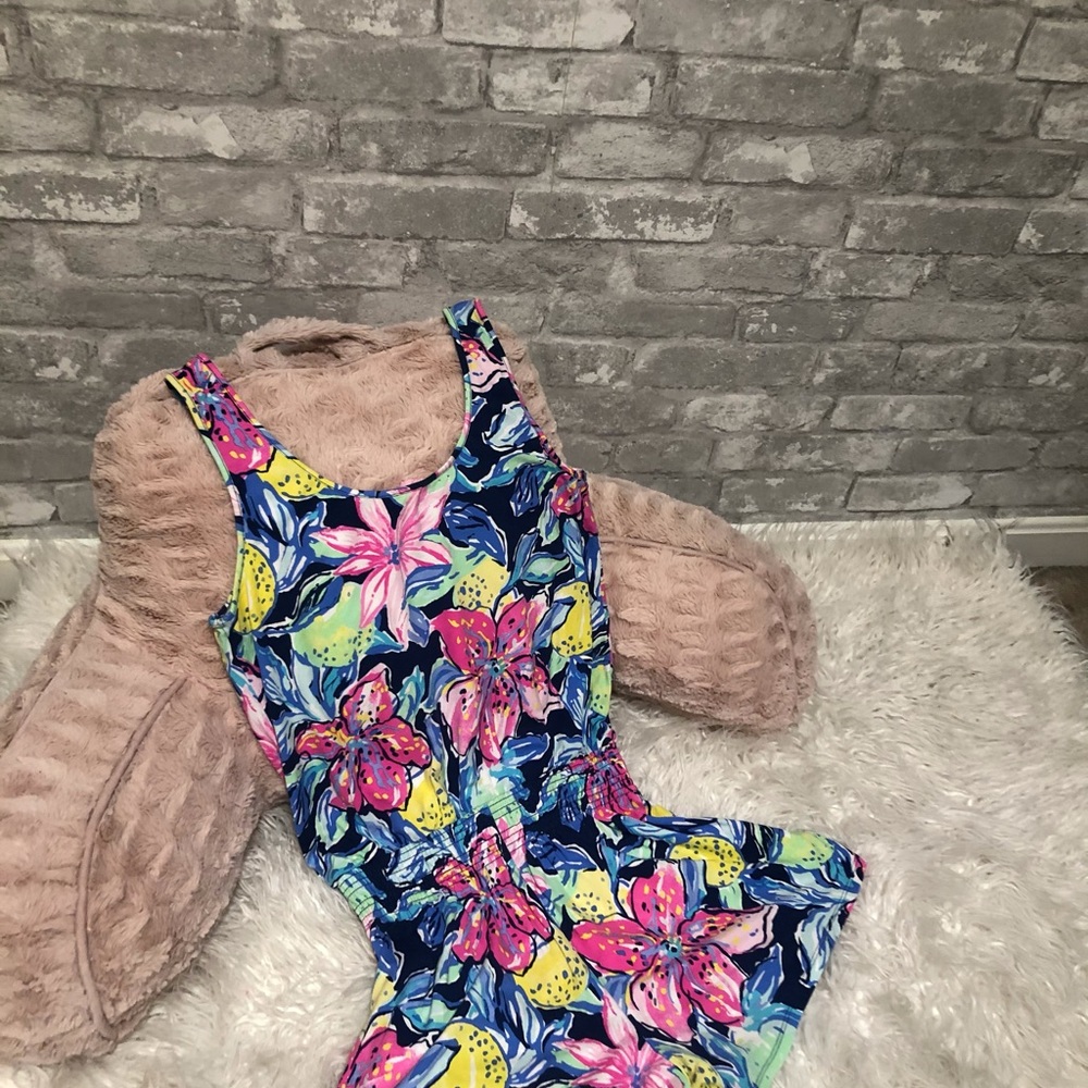 Lilly Pulitzer Romper - Picture 2 of 3
